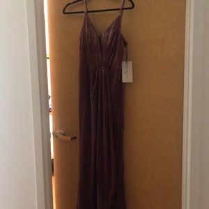 Never Worn, Revelry Velvet Rae Dress, Dusty Rose, Regular Length, Size 4